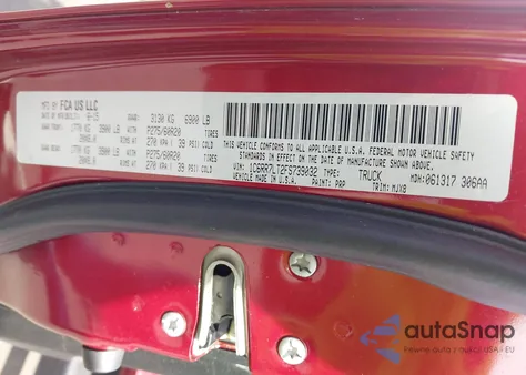 2015 Ram 1500 Slt из США, поврежденный, VIN 1C6RR7LT2FS739032